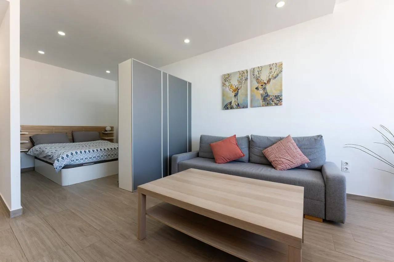 Seaview 1 Bedroom Modern Apartment Fuengirola
