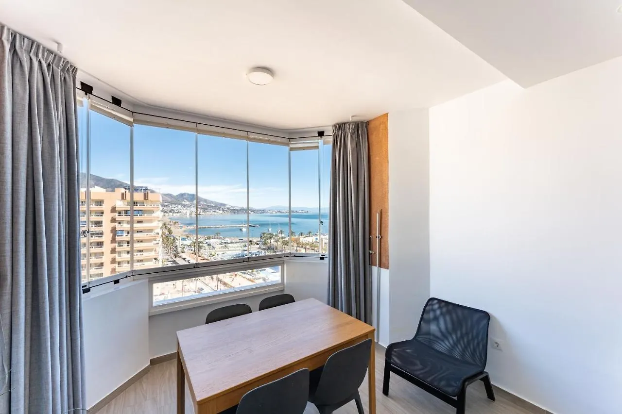 Seaview 1 Bedroom Modern Apartment Fuengirola